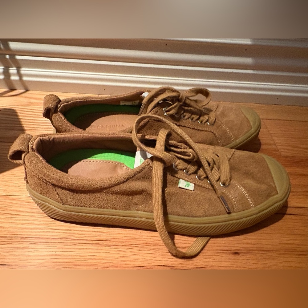 Cariuma Suede Sneakers Brown Sustainable Skate Shoes Men’s 8 / Women’s 9.5